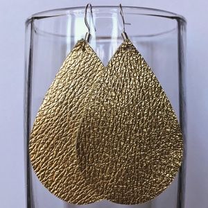Milled Platinum Gold Teardrop Leather Earrings